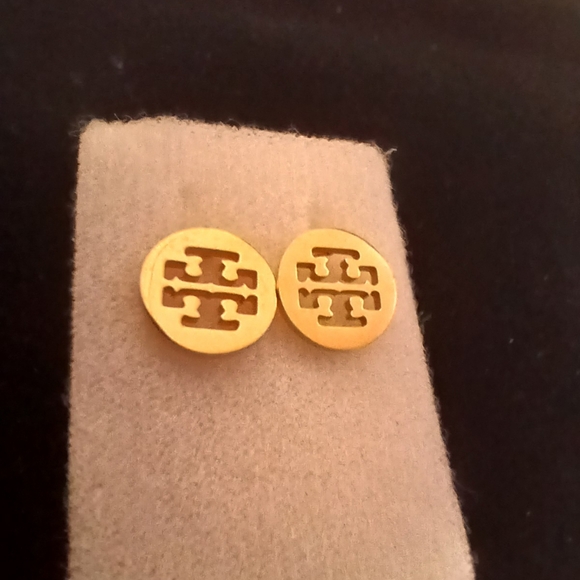 TORY BURCH DAINTY SMALL STUD EARRINGS - Picture 3 of 5